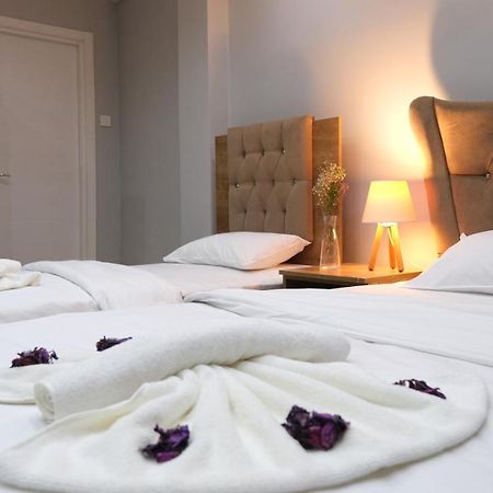 Big Molls Hotel Истанбул Екстериор снимка